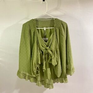 Exlura Women's Medium Green Poncho